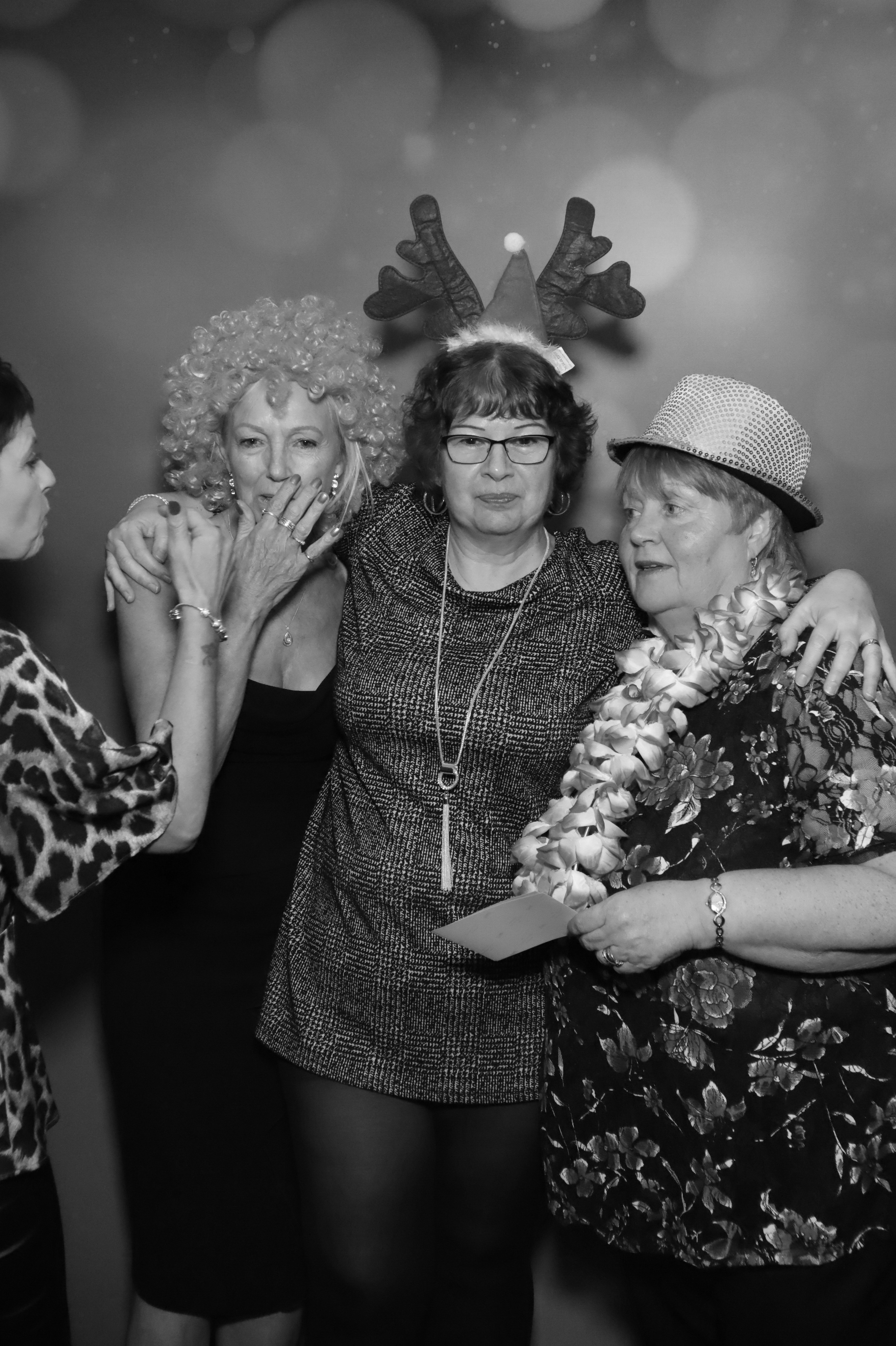 IXYS Christmas Party 2018 | View more photos from the event at gallery.myphotoboothexperience.co.uk/u/MyPhotoBoothExperienceLtd/IXYS-Christmas-Party-2018